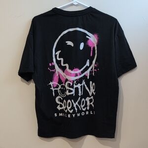 Smiley World Graphic T